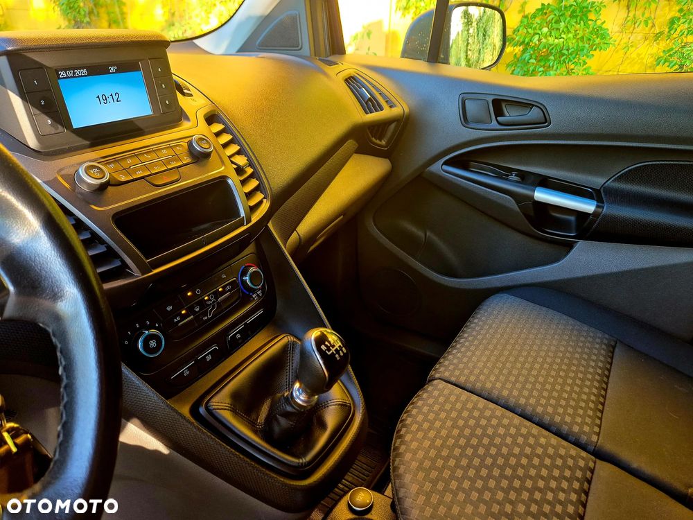 Ford Connect - 21