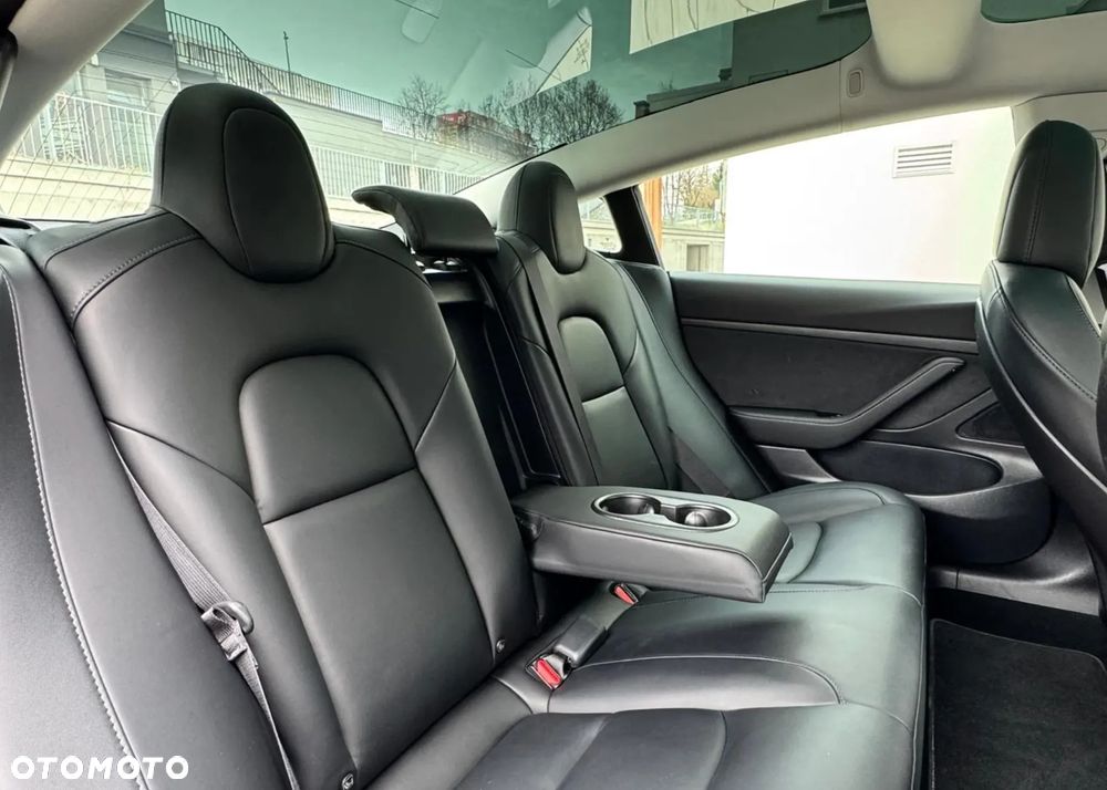 Tesla Model 3 Standard Reichweite Plus Hinterradantrieb - 14