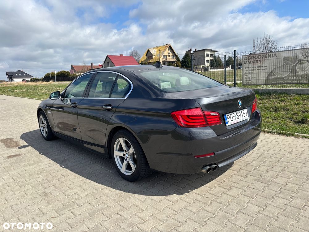BMW Seria 5 520d Efficient Dynamics - 4