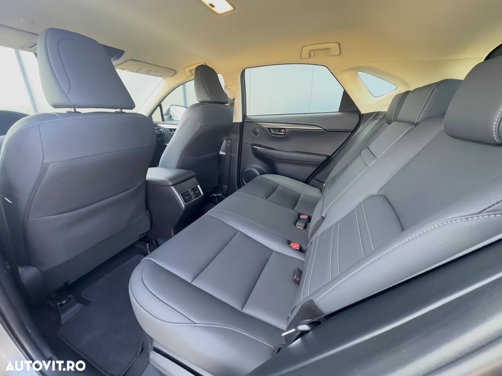 Lexus Seria NX 300h AWD Executive Plus - 17