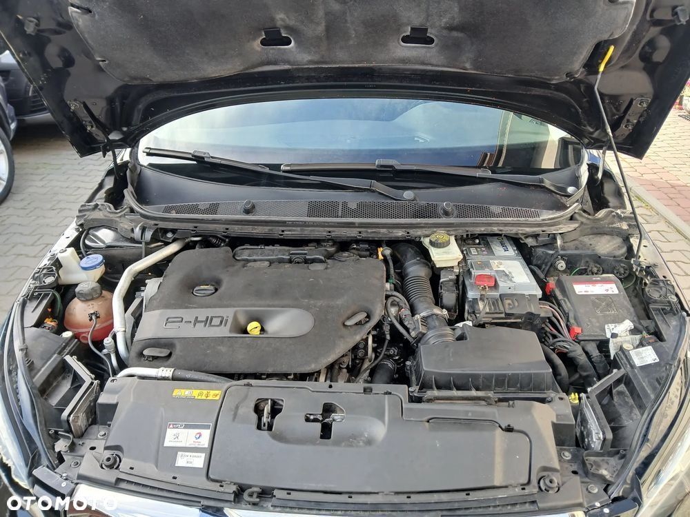 Peugeot 308 BlueHDi 150 Stop & Start Allure - 17