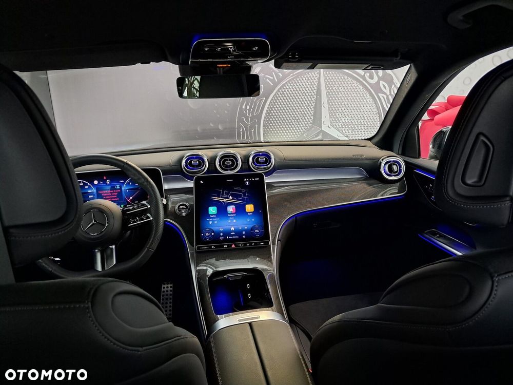 Mercedes-Benz GLC - 29