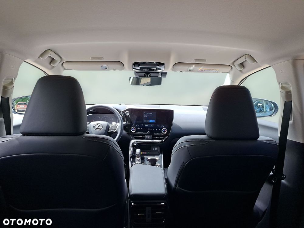 Lexus NX 350h Omotenashi AWD - 26