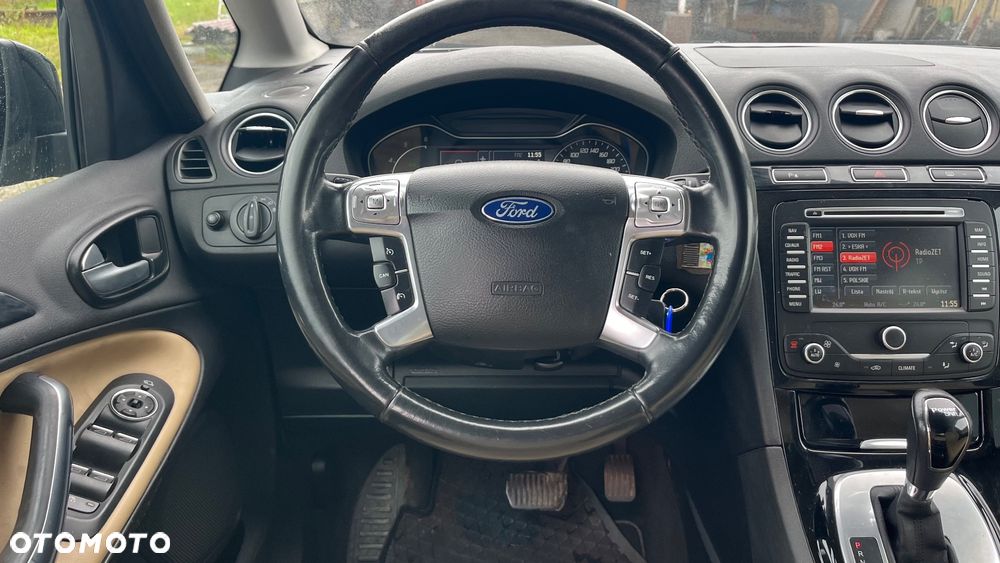 Ford Galaxy - 13