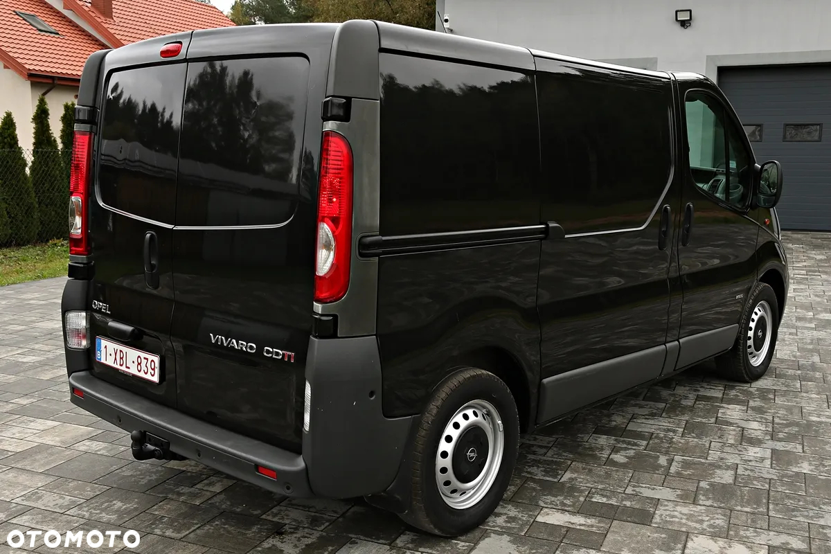 Opel Vivaro - 18
