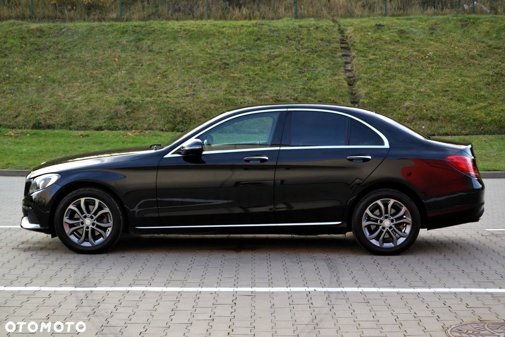 Mercedes-Benz Klasa C 200 4-Matic 7G-TRONIC - 26