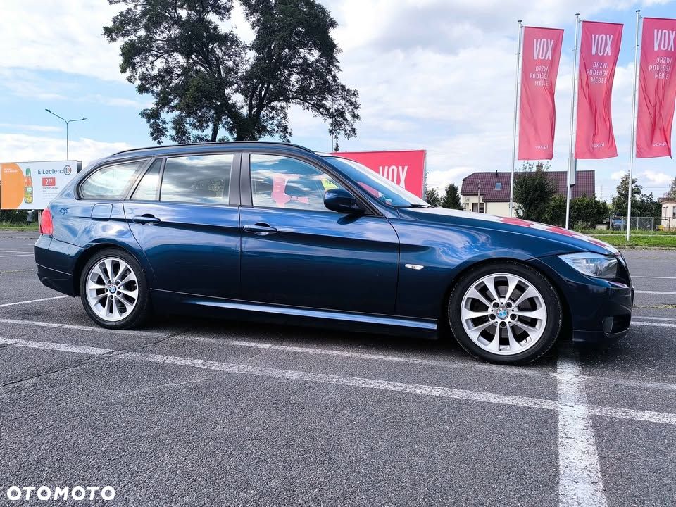 BMW Seria 3 318d DPF - 1
