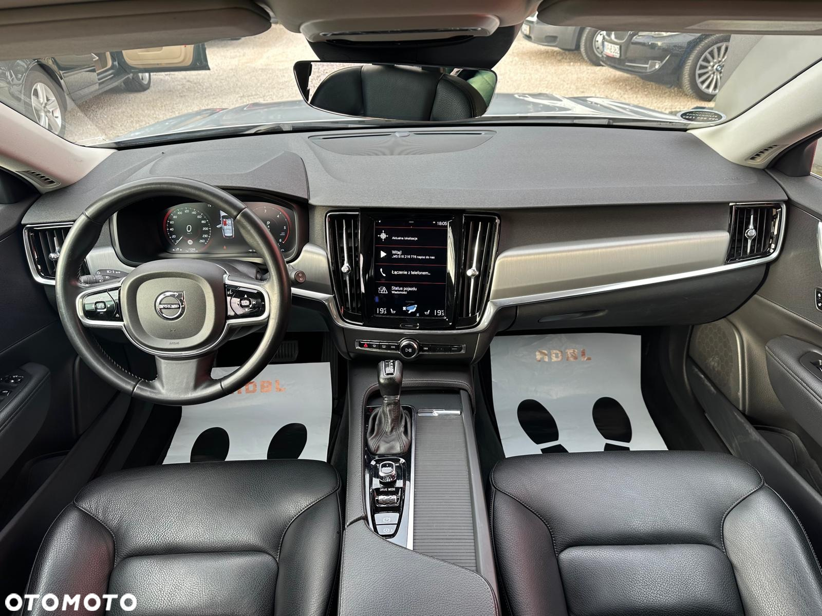Volvo V90 D4 Momentum - 6