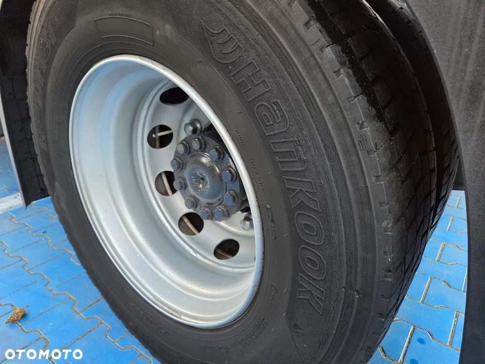 Mercedes-Benz Actros - 19