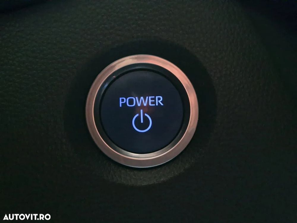 Toyota Corolla 1.8 Hybrid Business Edition - 33