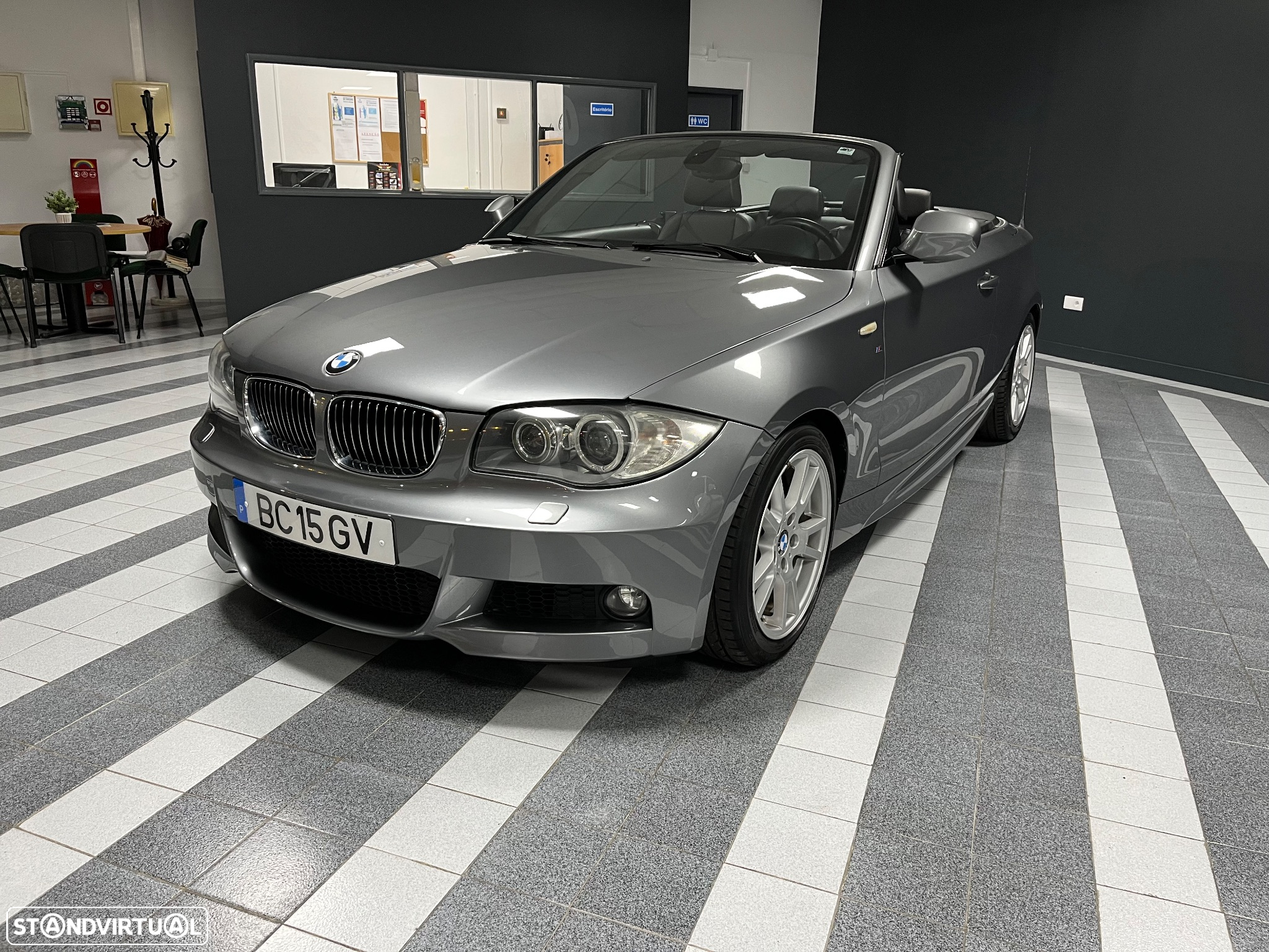 BMW 118 d Cabrio Limited Edition Lifestyle c/ M Sport Pack - 2