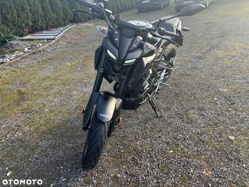 Yamaha MT - 3