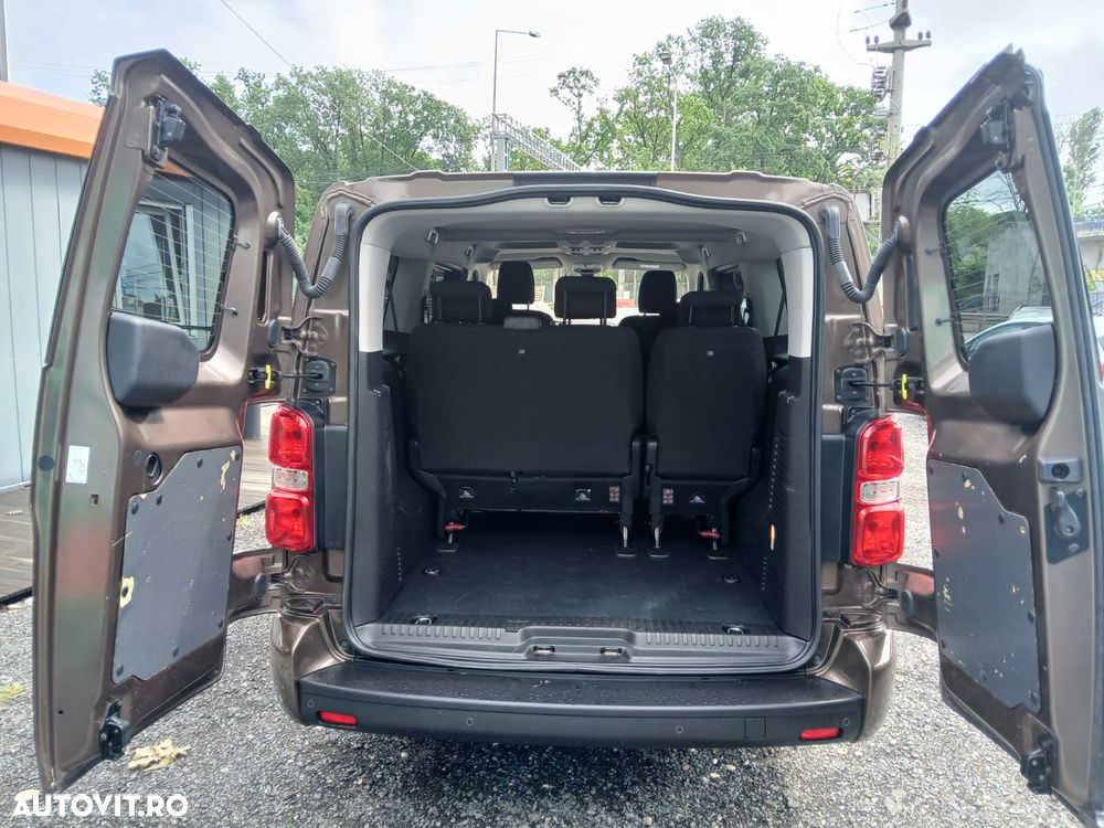 Toyota Proace 1.5 D-4D 120CP 7+1 L2H1 Comfort - 16