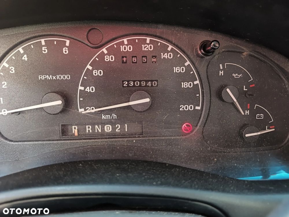 Ford Explorer 4.0 - 6