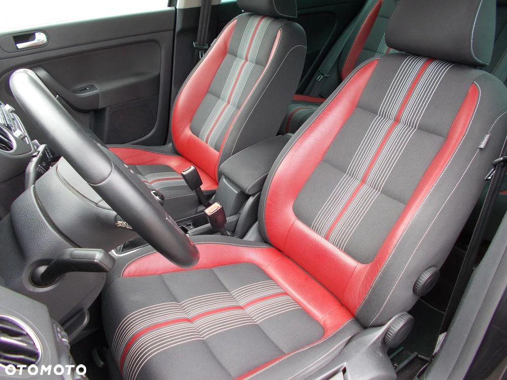 Volkswagen Golf Plus 1.2 TSI MATCH - 21