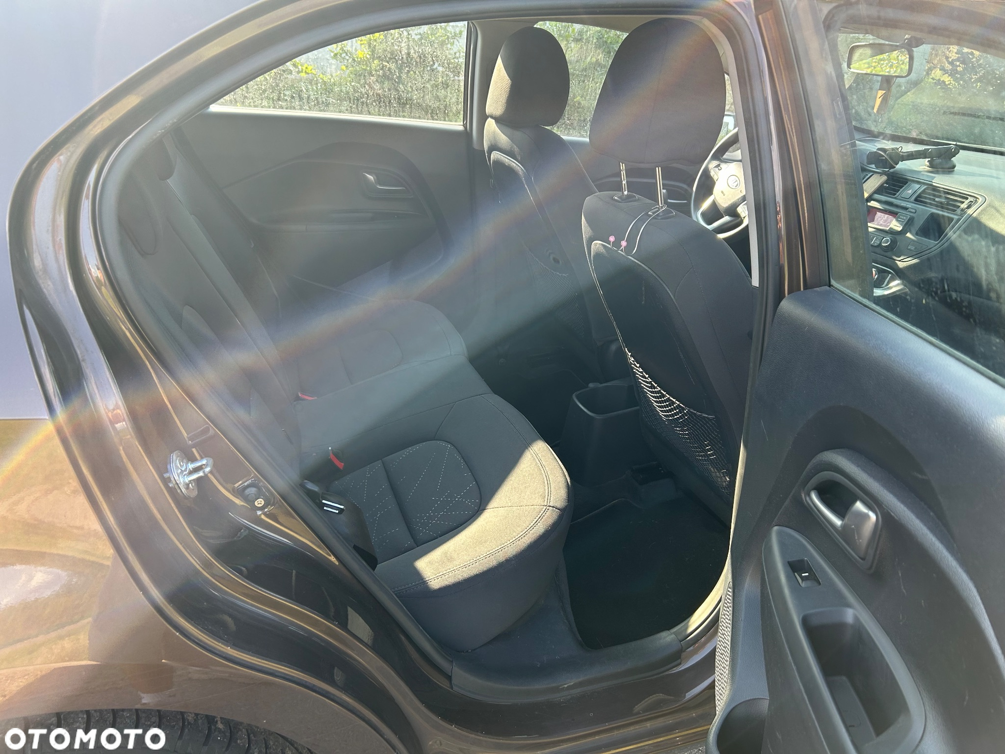 Kia Rio - 13