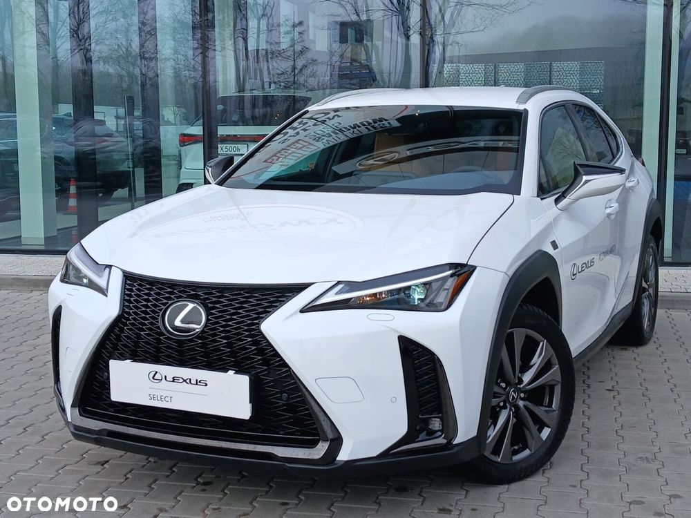 Lexus UX 300h F Sport Design - 10