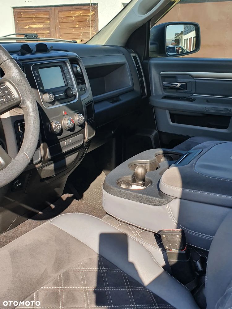 RAM 1500 - 14