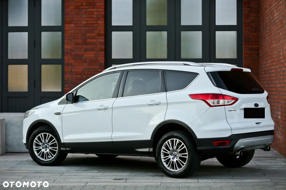 Ford Kuga 2.0 TDCi 2x4 SYNC - 12