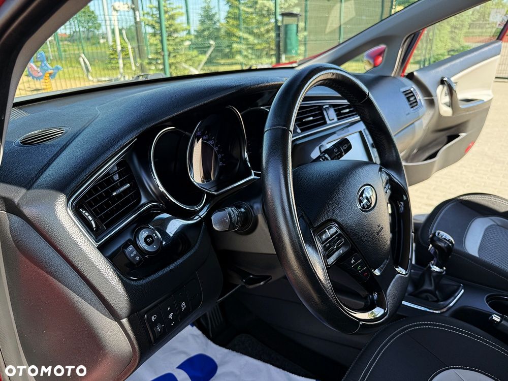 Kia Ceed 1.4 L - 29