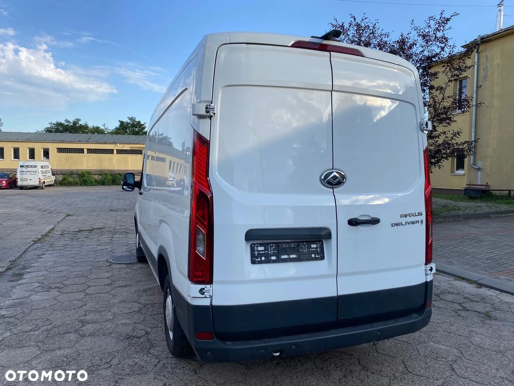 Maxus Deliver 9 - 28