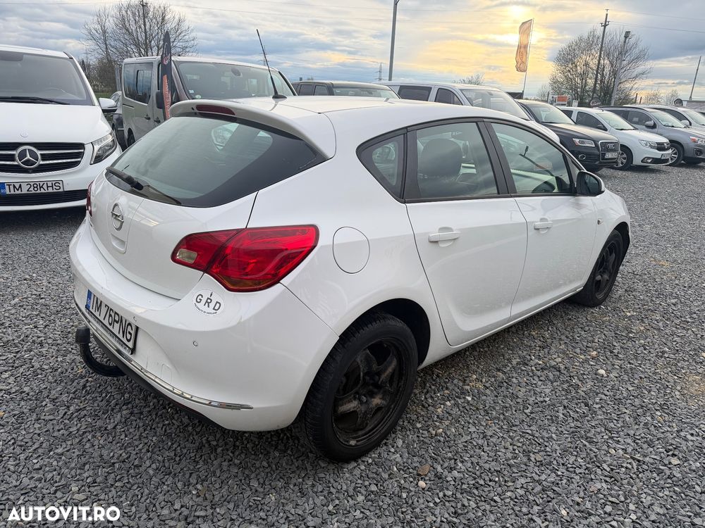 Opel Astra 1.4 Turbo Cosmo - 4