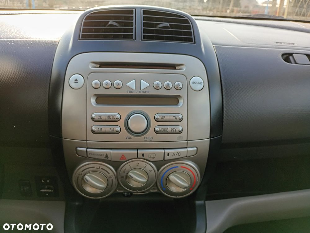 Subaru Justy 1.0 Trend - 11