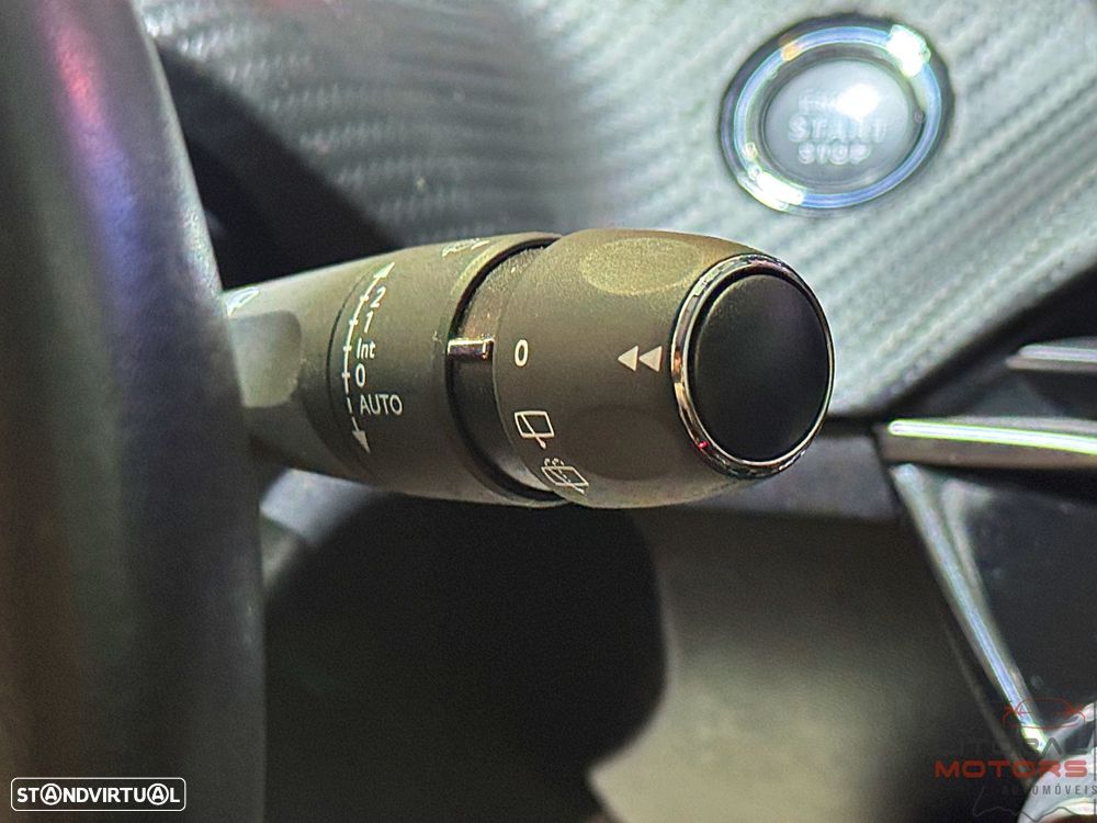 Peugeot 208 1.2 PureTech Allure EAT8 - 24