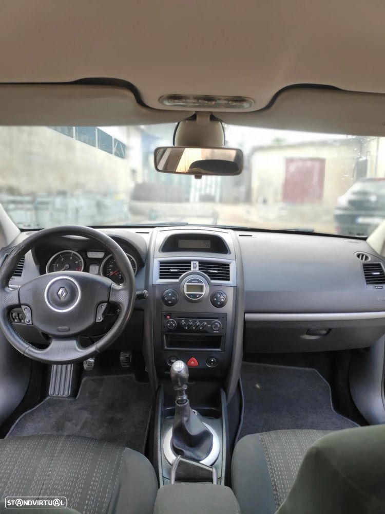 Renault Mégane Break 1.5 dCi Dynamique - 6