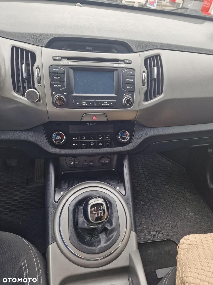 Kia Sportage 2.0 CRDI L AWD - 5