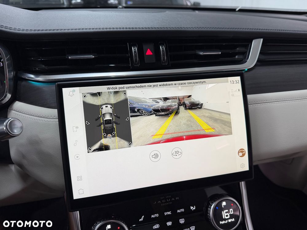 Jaguar XF 2.0 D200 mHEV AWD R-Dynamic SE - 34