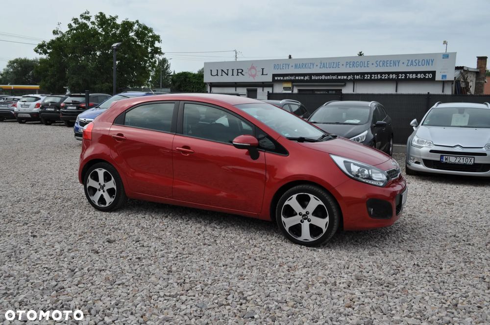 Kia Rio - 5