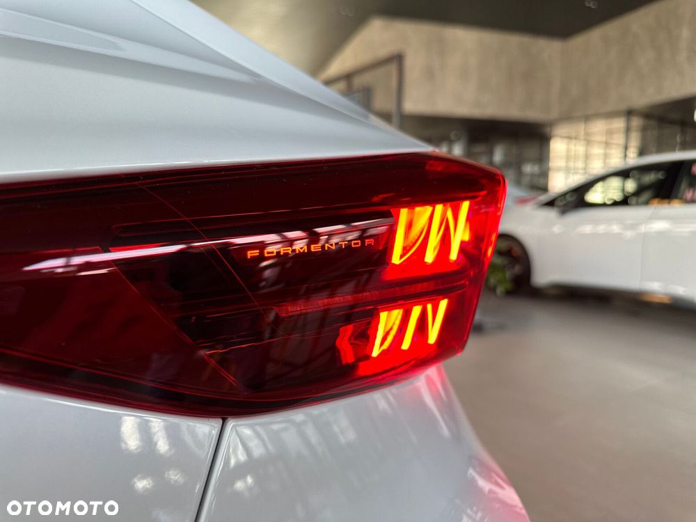 Cupra Formentor 1.5 eTSI mHEV DSG - 32