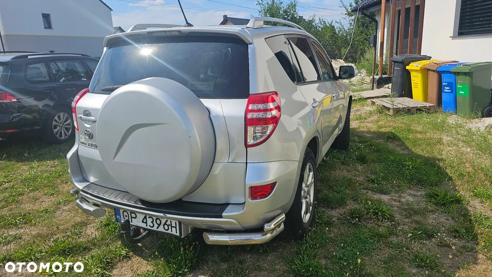 Toyota RAV4 - 5