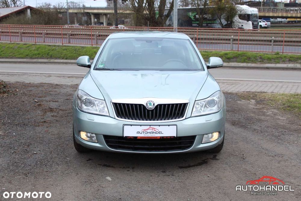 Skoda Octavia - 2