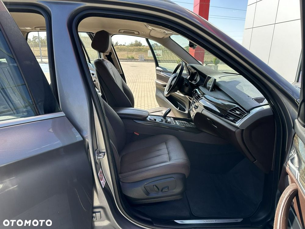 BMW X5 xDrive25d - 15