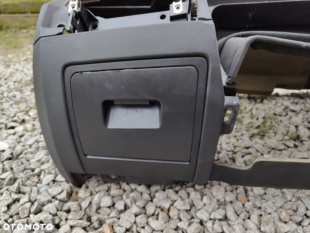 BMW E60 E61 DESKA KONSOLA kokpit czarna Igła Europa - 12