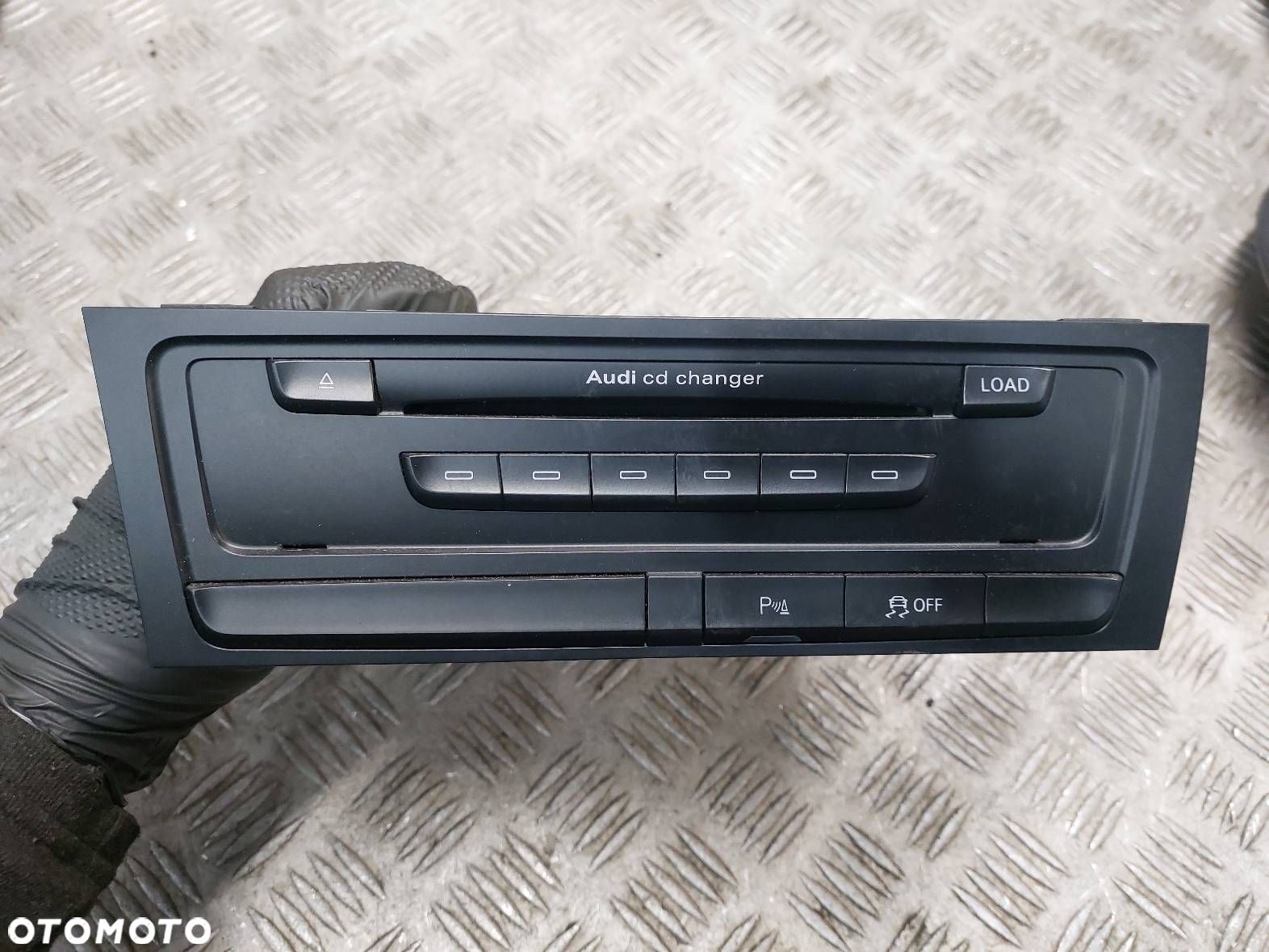 ZMIENIARKA AUDI A4 B8 8K2959674G 8T1035110C - 1