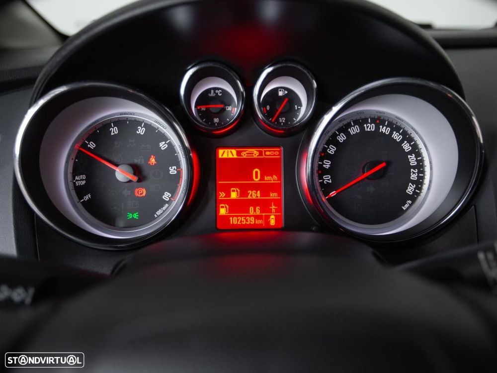 Opel Astra Sports Tourer - 13