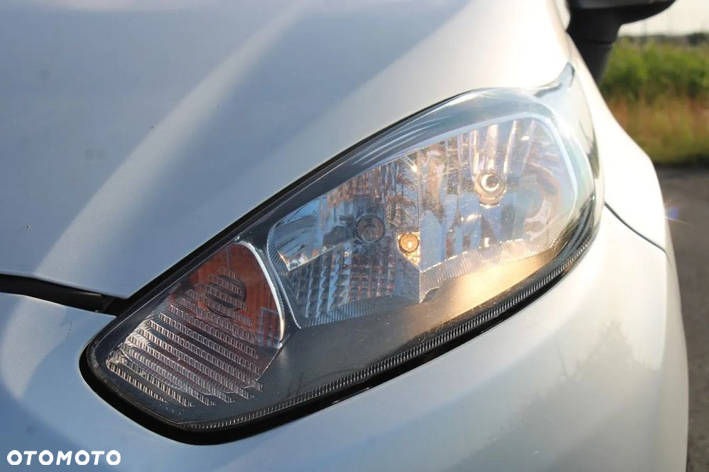 Ford Fiesta - 14