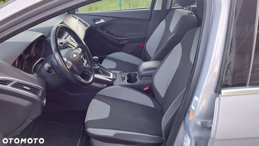 Ford Focus - 13