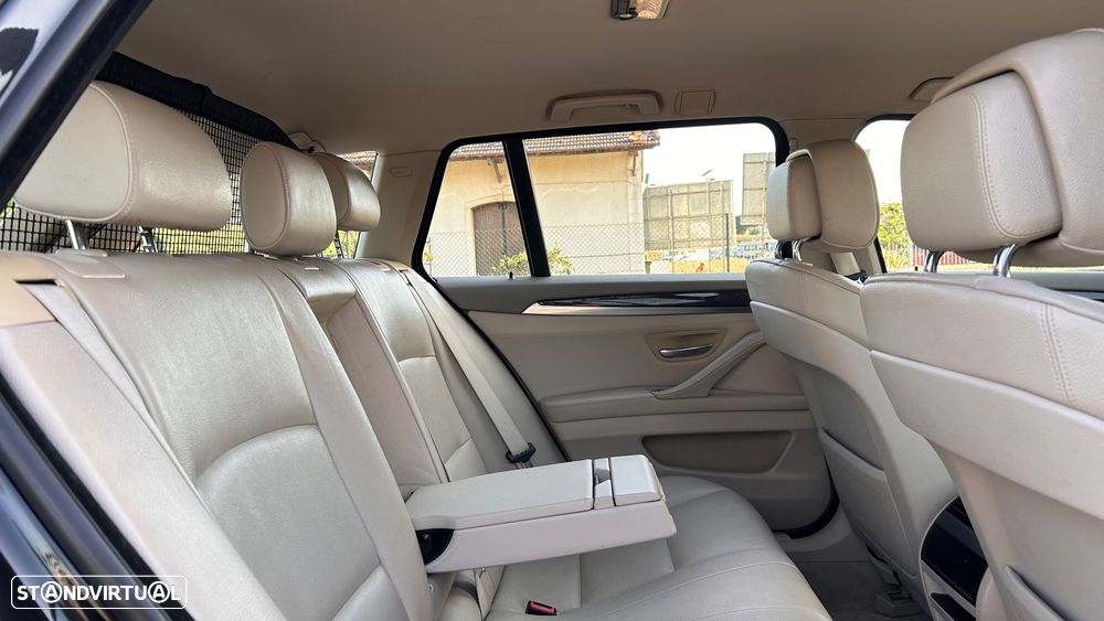BMW 520 d Line Luxury Auto - 27