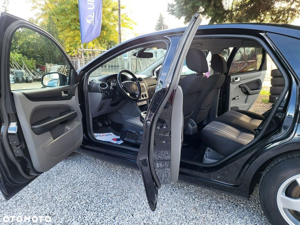 Ford Focus - 19