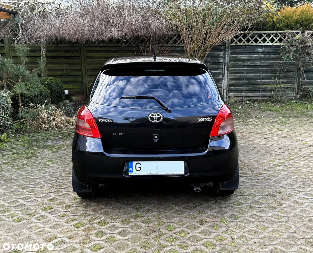 Toyota Yaris 1.3 Edition S - 35