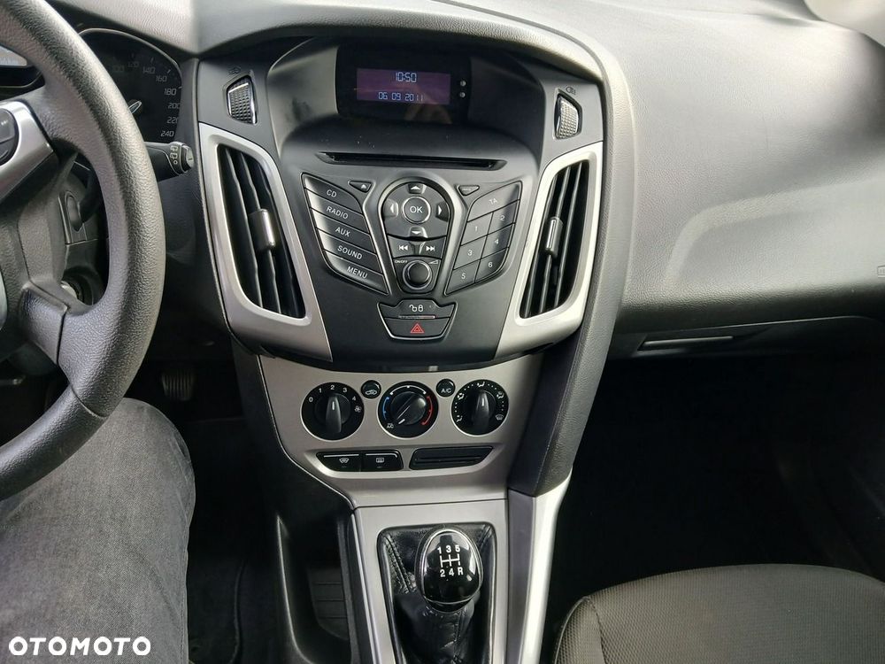 Ford Focus 1.6 Edition - 20