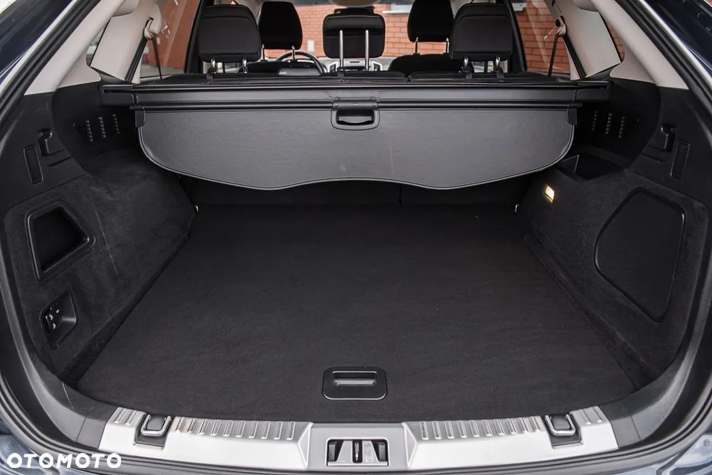 Ford Edge 2.0 TDCi Bi-Turbo 4x4 Titanium - 28