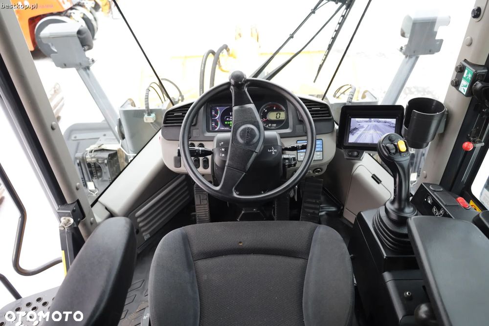 Komatsu WA380-8 - 31