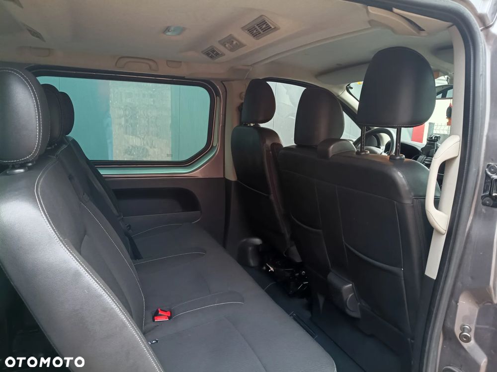 Renault Trafic Grand 2.0 dCi EDC - 8