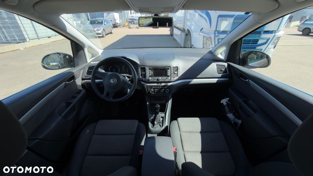 Volkswagen Sharan 2.0 TDI DPF BlueMotion Comfortline - 9