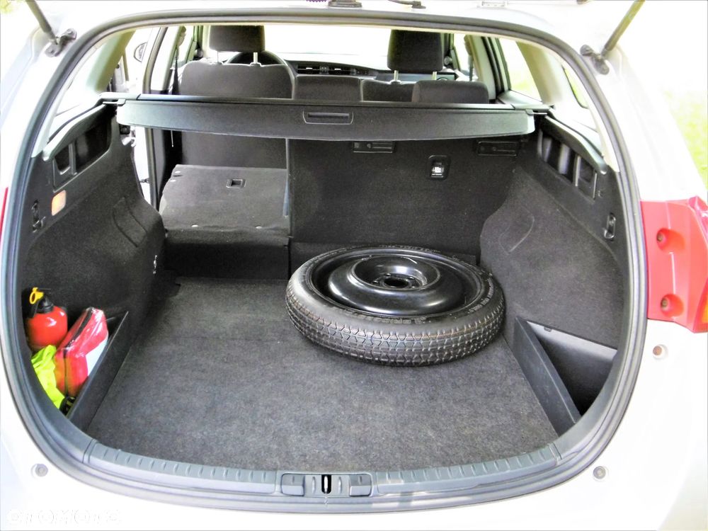 Toyota Auris 1.6 Active - 9